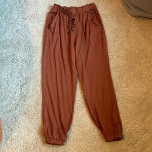 Super Cute Burnt Orange Dressy Pants - Size S - Jogger Style
